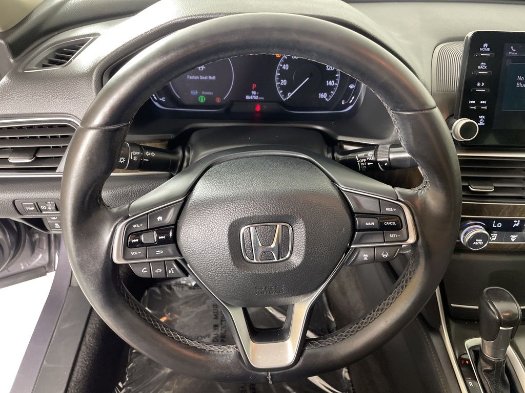 Vehicle image 42 of 50