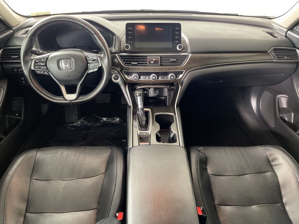 Vehicle image 22 of 50