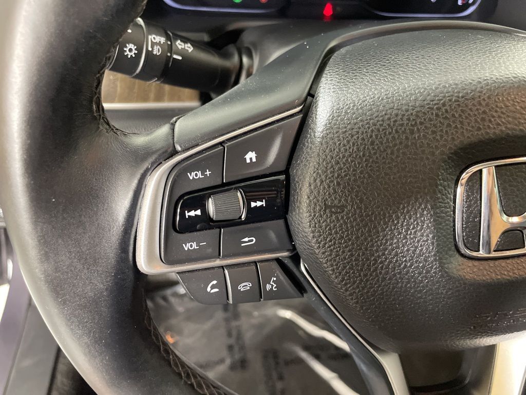 Vehicle image 24 of 50