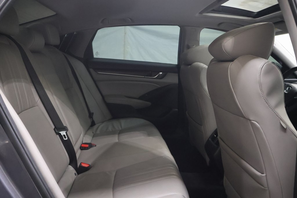 2018 Honda Accord EX-L 1.5T Image 17 of 47