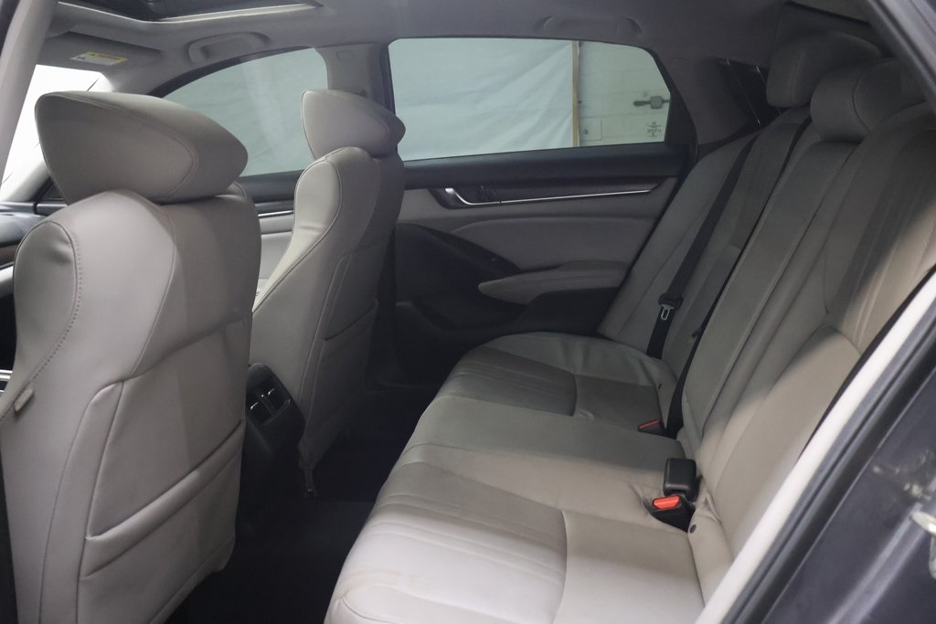 2018 Honda Accord EX-L 1.5T Image 18 of 47