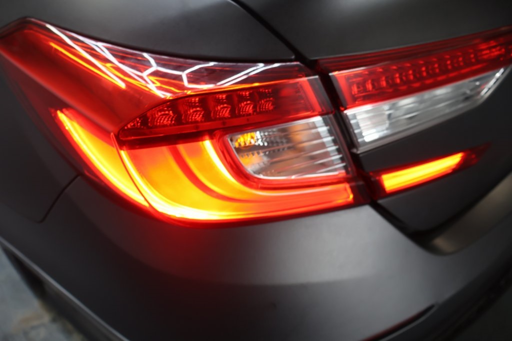 2018 Honda Accord EX-L 1.5T Image 39 of 47