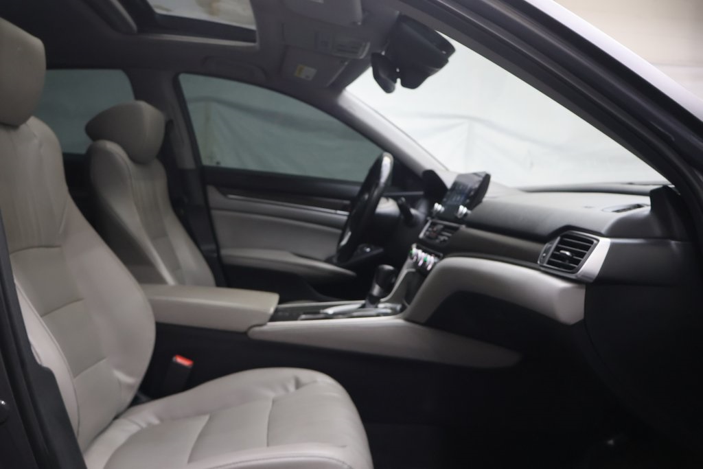 2018 Honda Accord EX-L 1.5T Image 19 of 47