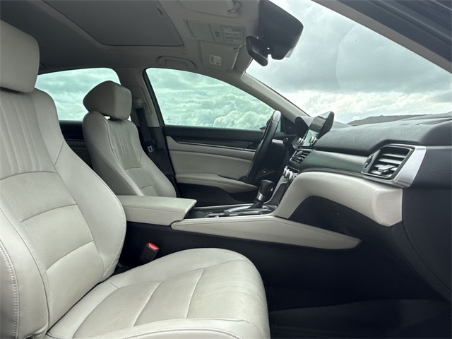 2018 Honda Accord EX-L 1.5T Image 22 of 32
