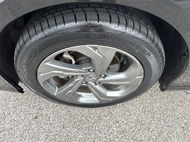 2018 Honda Accord EX-L 1.5T Image 18 of 32