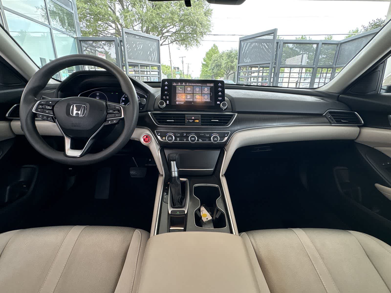 2018 Honda Accord EX 1.5T Image 15 of 32