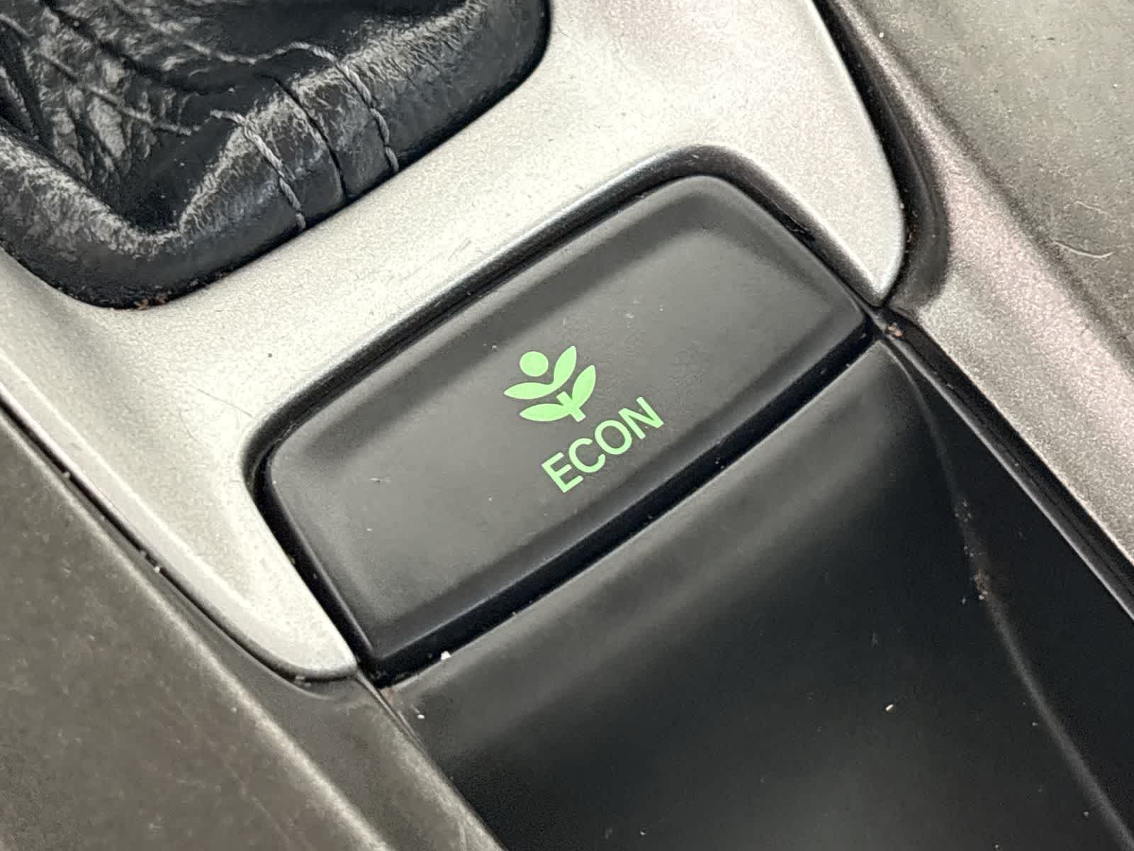 2018 Honda Accord EX 1.5T Image 26 of 32