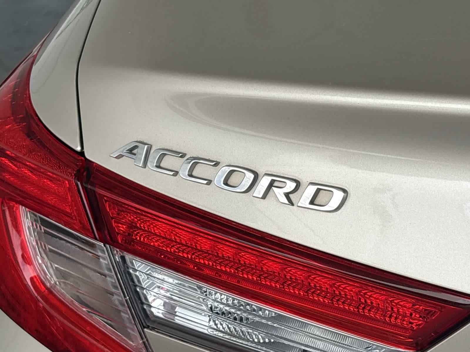 2018 Honda Accord EX 1.5T Image 29 of 32