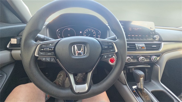 2018 Honda Accord LX 1.5T Image 18 of 21