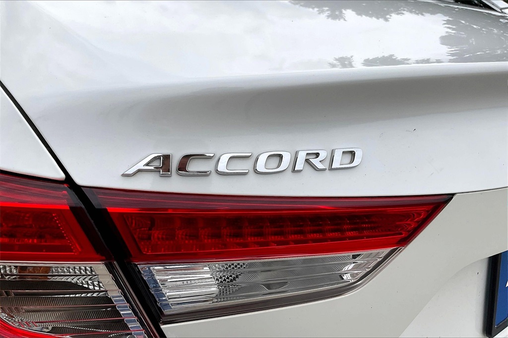 2018 Honda Accord LX 1.5T Image 34 of 34