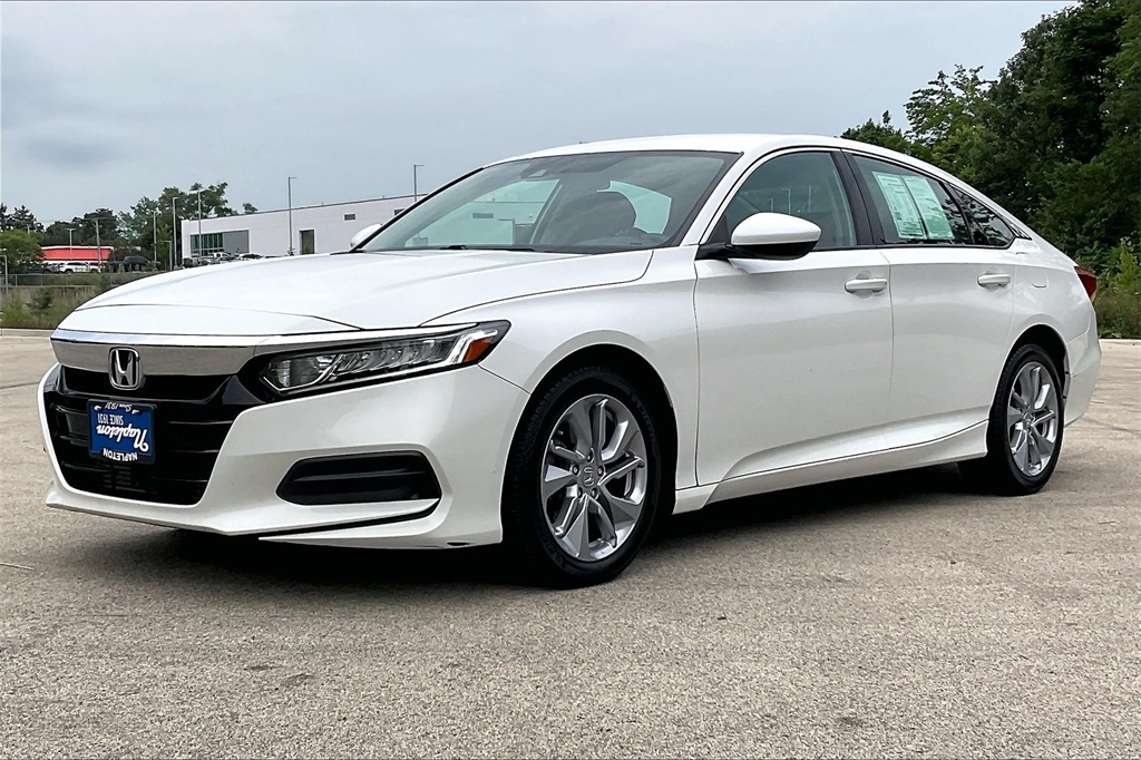 2018 Honda Accord LX 1.5T Image 1 of 34