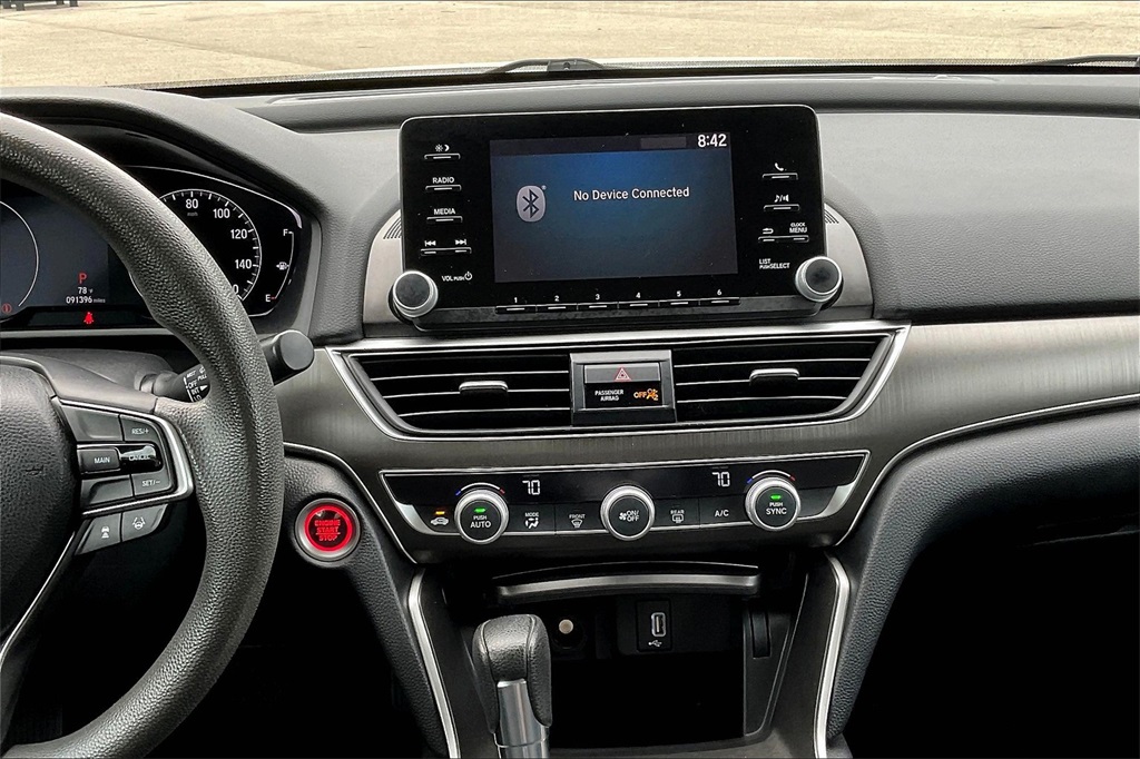 2018 Honda Accord LX 1.5T Image 23 of 34