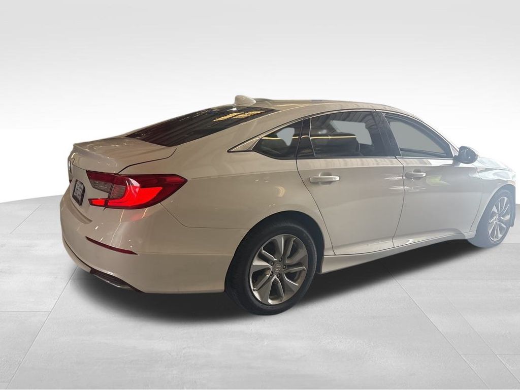 2018 Honda Accord LX 1.5T Image 18 of 19