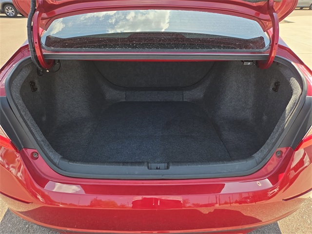 2018 Honda Accord LX 1.5T Image 9 of 24