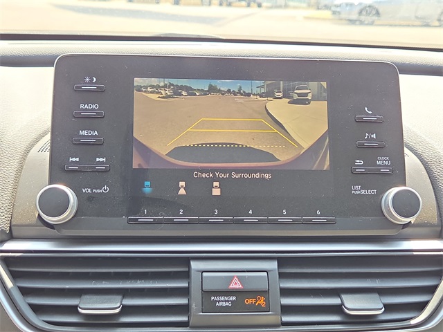 2018 Honda Accord LX 1.5T Image 18 of 24