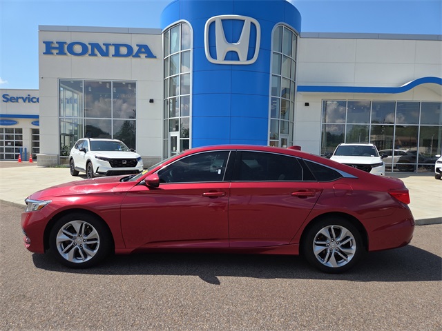 2018 Honda Accord LX 1.5T Image 7 of 24