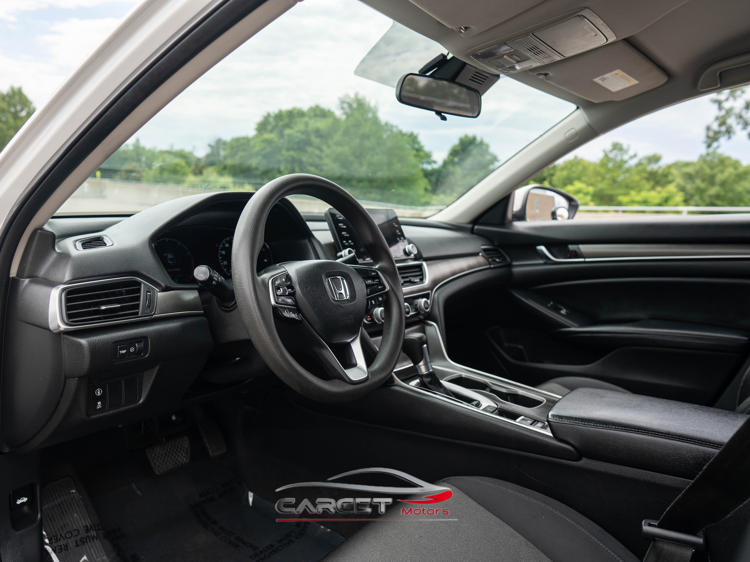Vehicle image 12 of 47