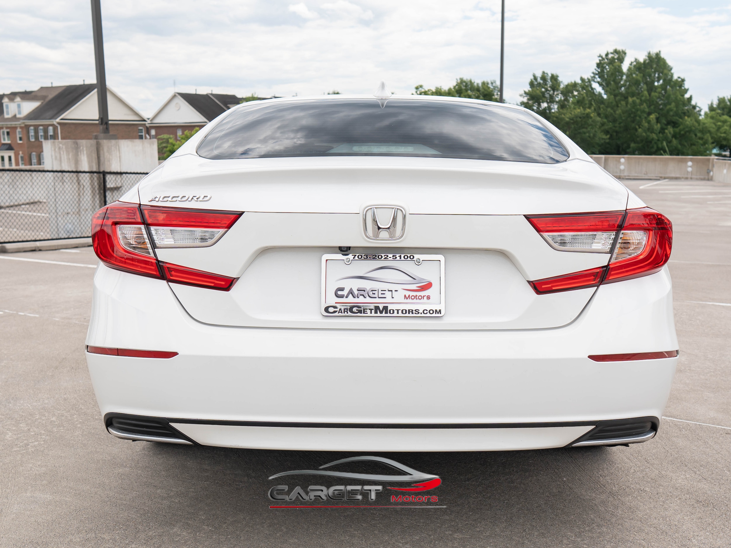 Vehicle image 5 of 47