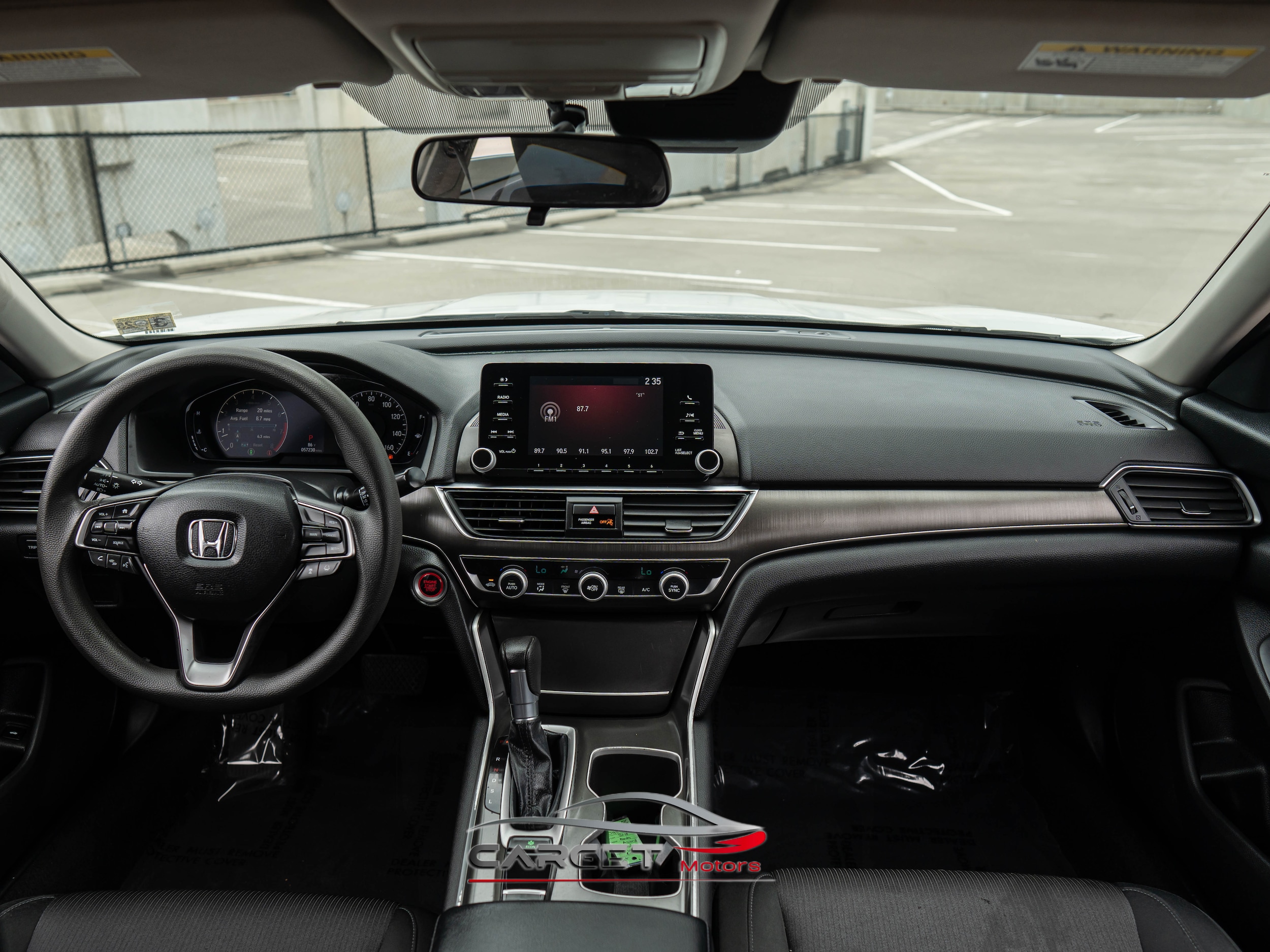 Vehicle image 13 of 47