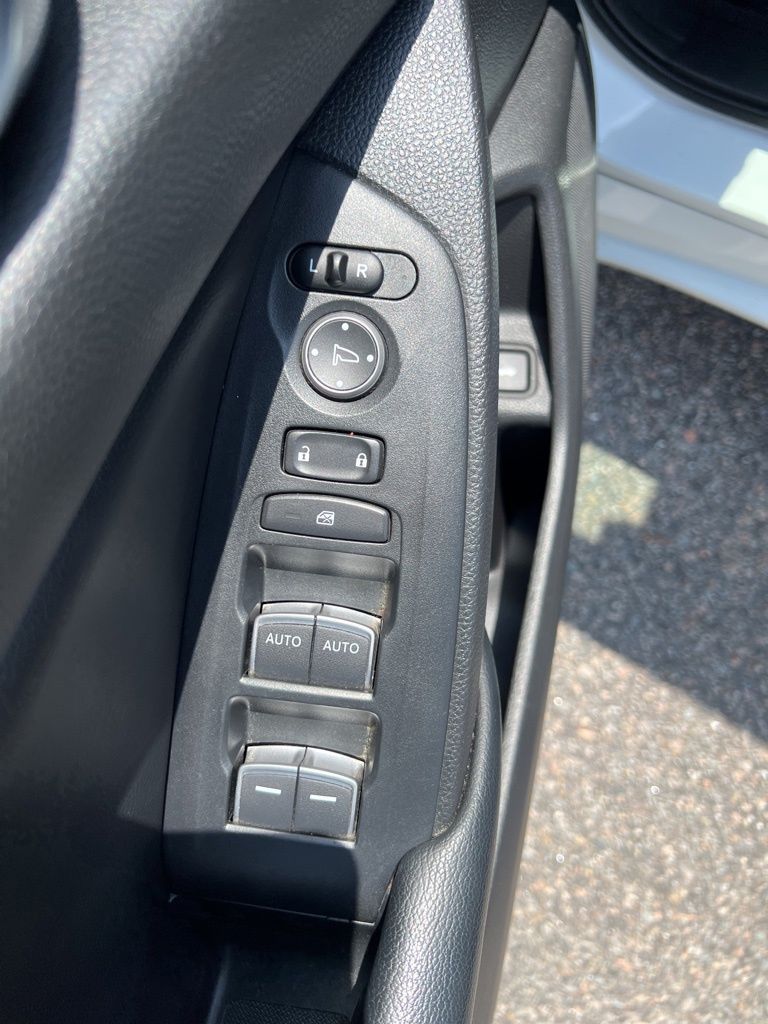 2018 Honda Accord LX 1.5T Image 28 of 30