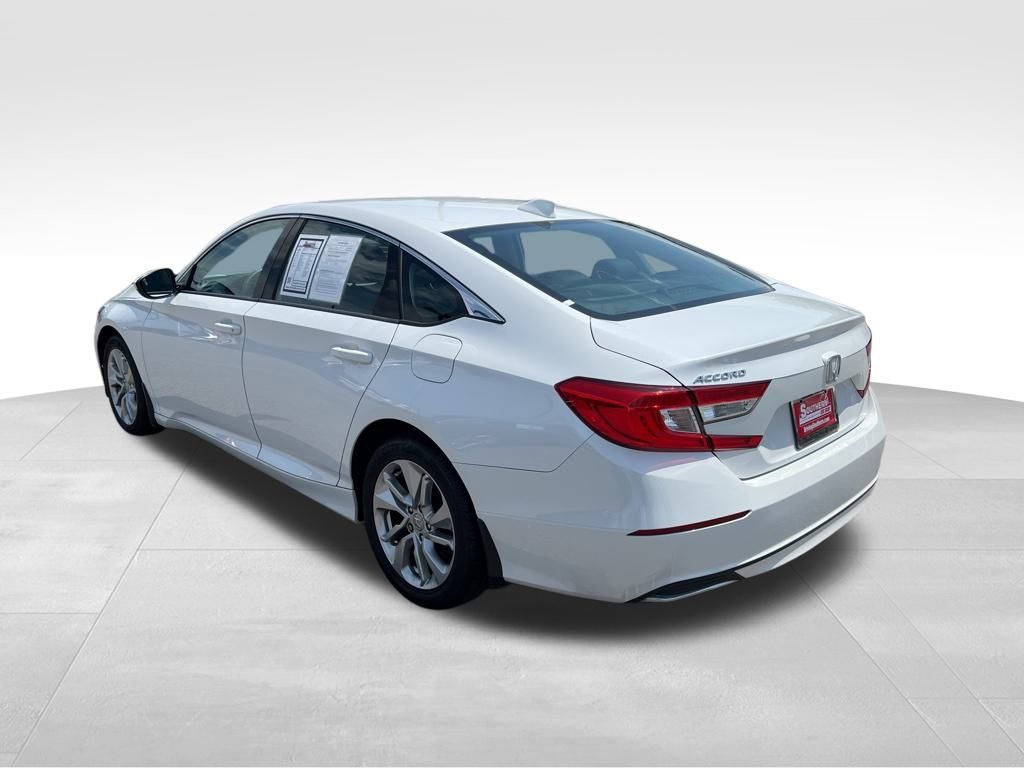 2018 Honda Accord LX 1.5T Image 7 of 30
