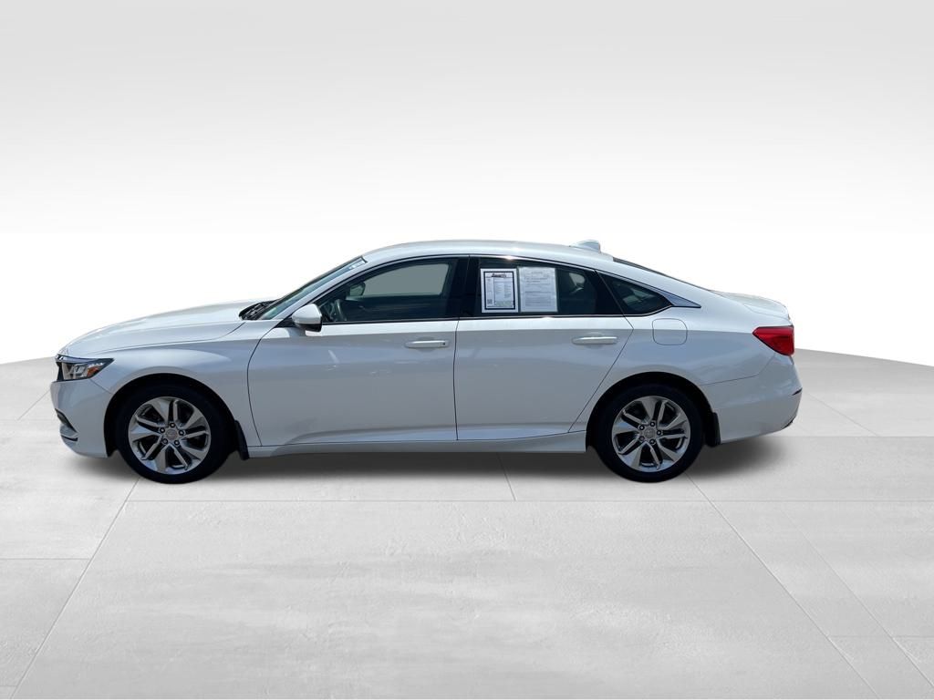 2018 Honda Accord LX 1.5T Image 8 of 30