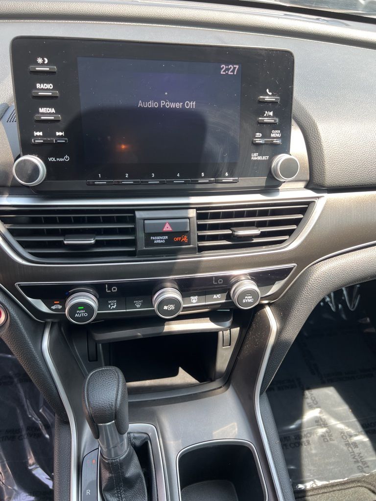 2018 Honda Accord LX 1.5T Image 24 of 30