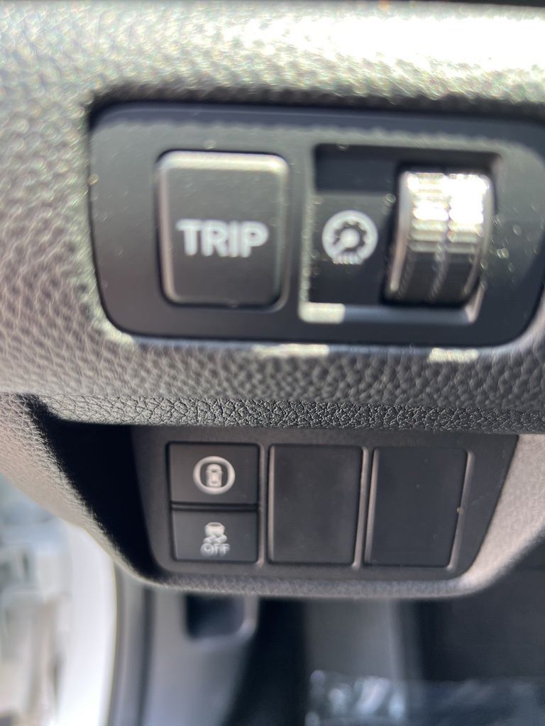 2018 Honda Accord LX 1.5T Image 27 of 30