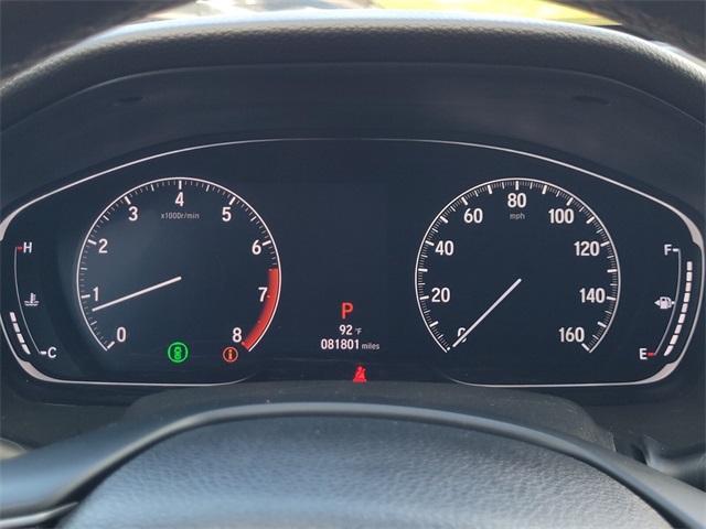 Vehicle image 21 of 38