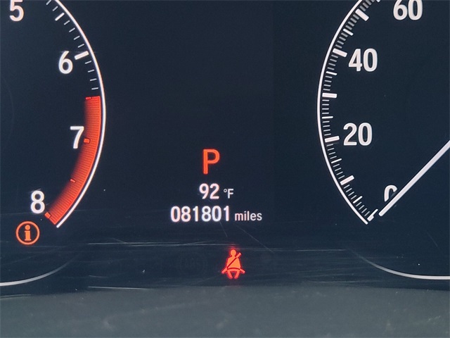 Vehicle image 22 of 38