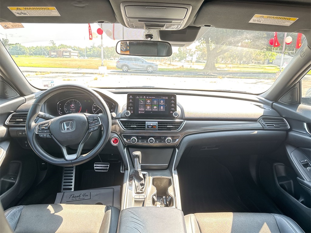 2018 Honda Accord Sport 1.5T Image 17 of 36