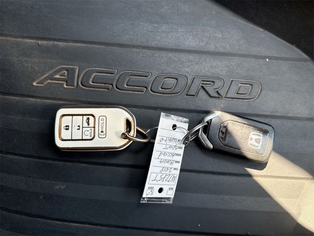 2018 Honda Accord Sport 1.5T Image 27 of 36