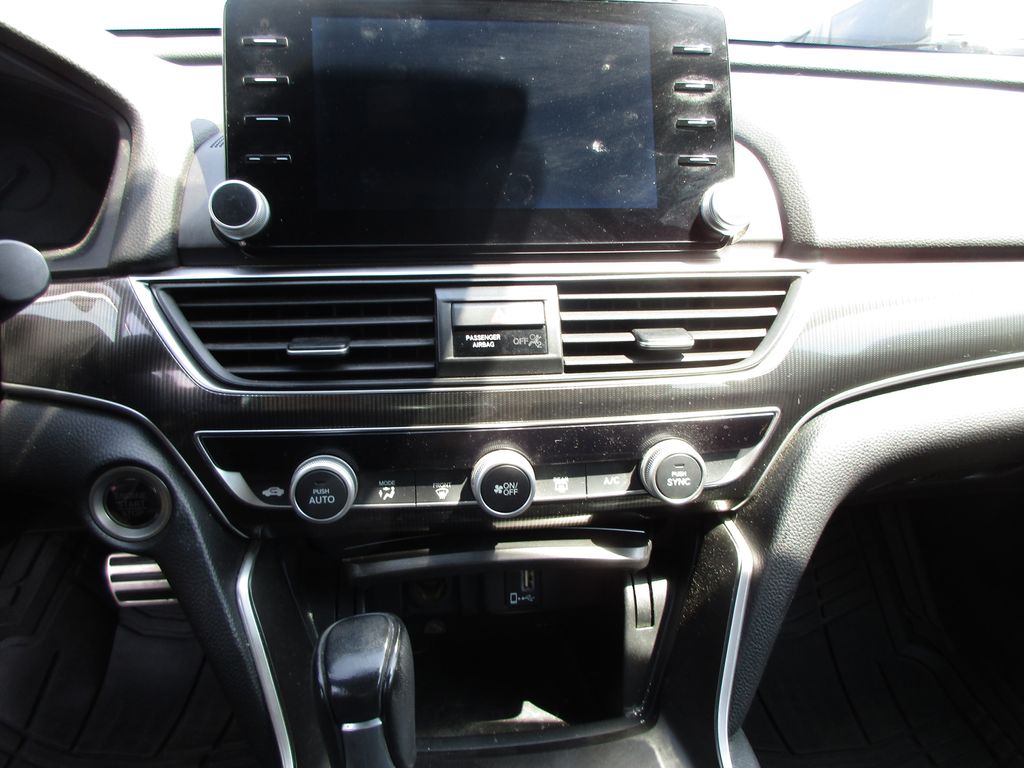 2018 Honda Accord Sport 1.5T Image 10 of 10