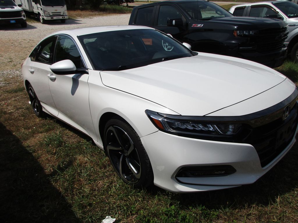 2018 Honda Accord Sport 1.5T Image 2 of 10
