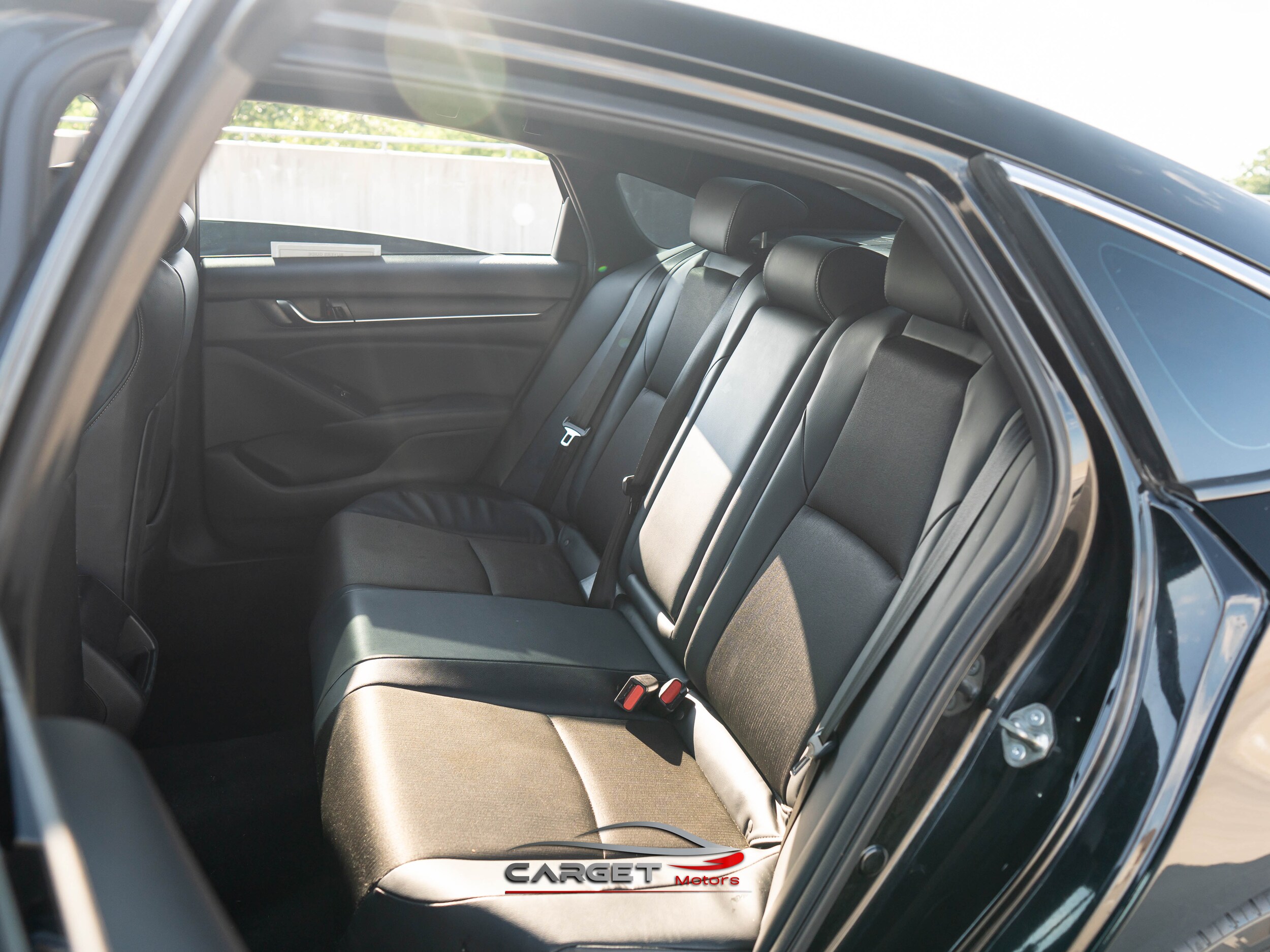 2018 Honda Accord Sport 1.5T Image 14 of 44