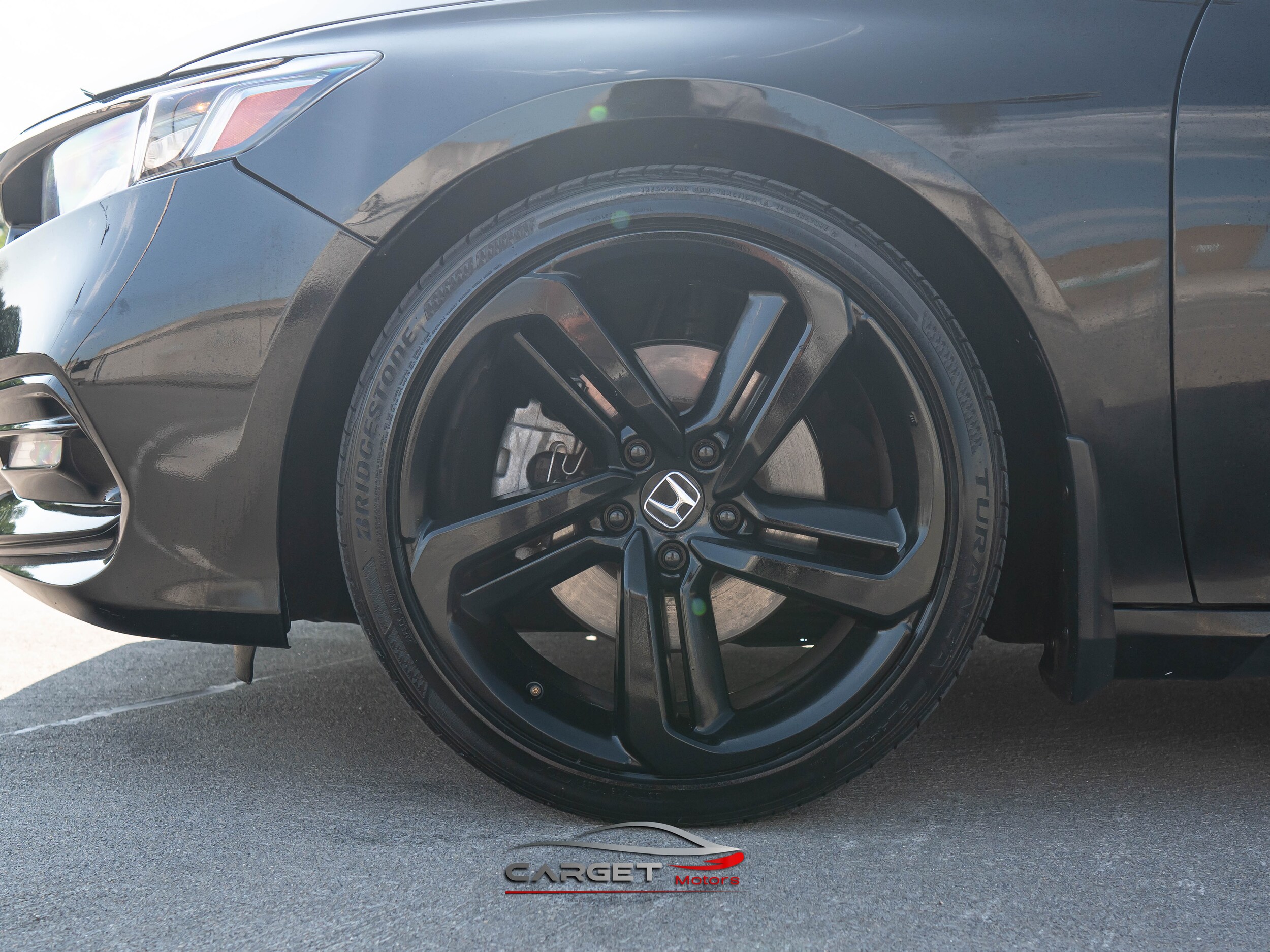 2018 Honda Accord Sport 1.5T Image 9 of 44