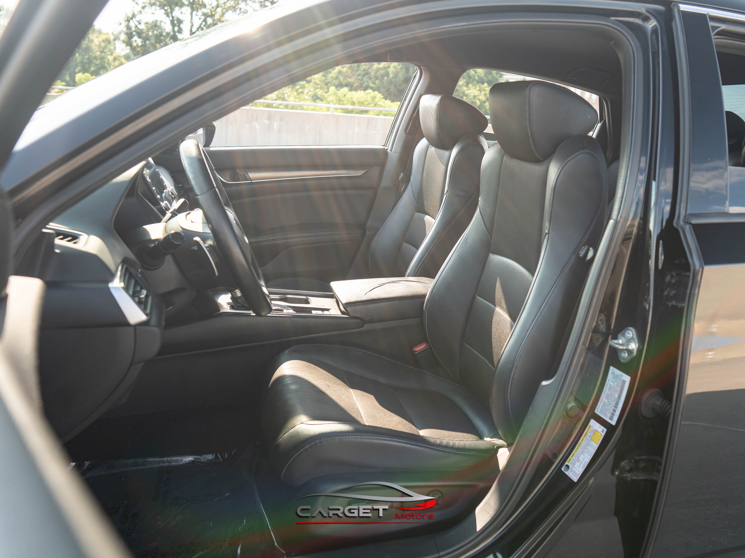 2018 Honda Accord Sport 1.5T Image 16 of 44
