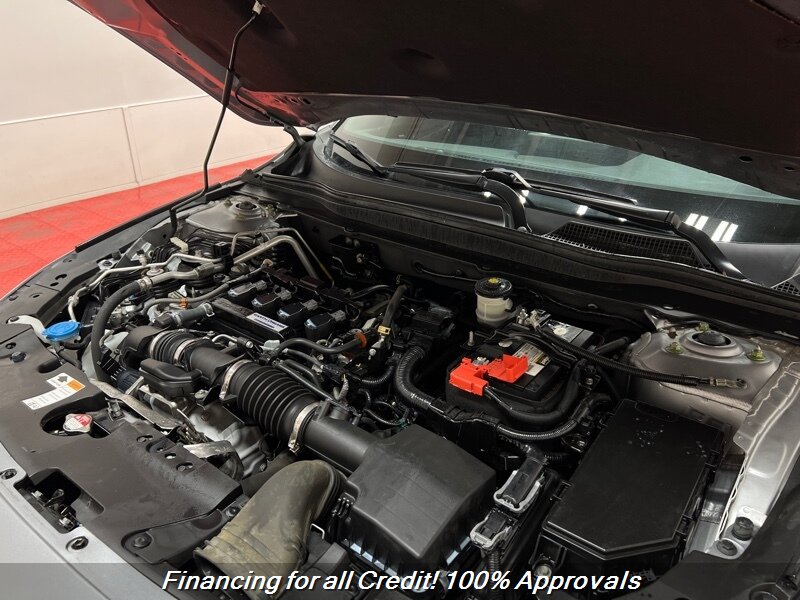 Vehicle image 16 of 17