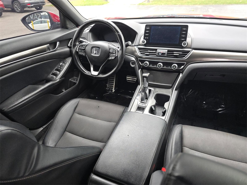 2018 Honda Accord Sport 1.5T Image 16 of 31