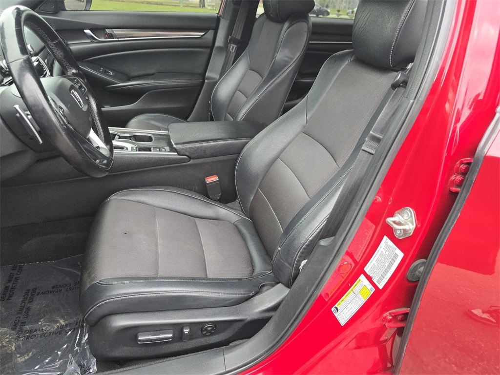 2018 Honda Accord Sport 1.5T Image 13 of 31