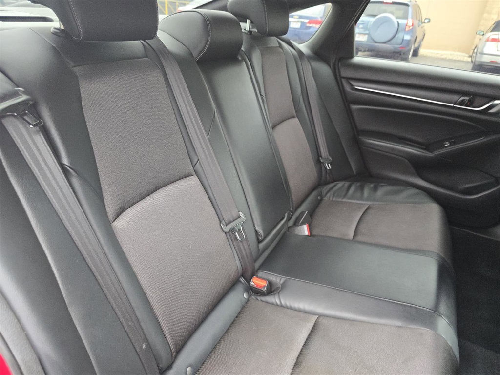 2018 Honda Accord Sport 1.5T Image 12 of 31