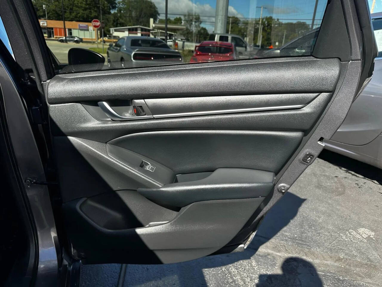 2018 Honda Accord Sport 1.5T Image 13 of 15