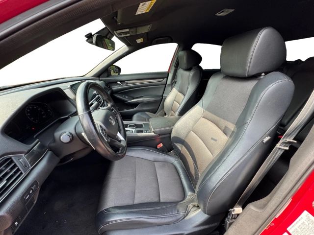 Vehicle image 19 of 19
