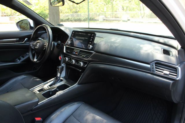 2018 Honda Accord Sport 1.5T Image 33 of 48