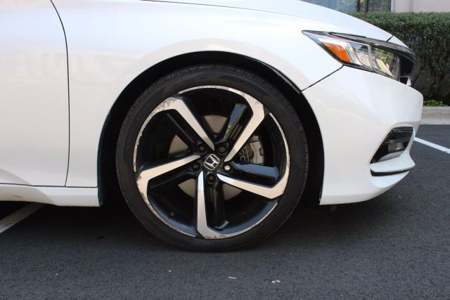 2018 Honda Accord Sport 1.5T Image 7 of 48