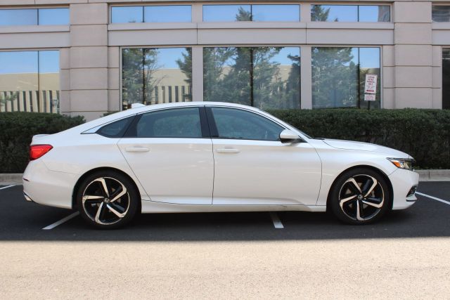 2018 Honda Accord Sport 1.5T Image 4 of 48