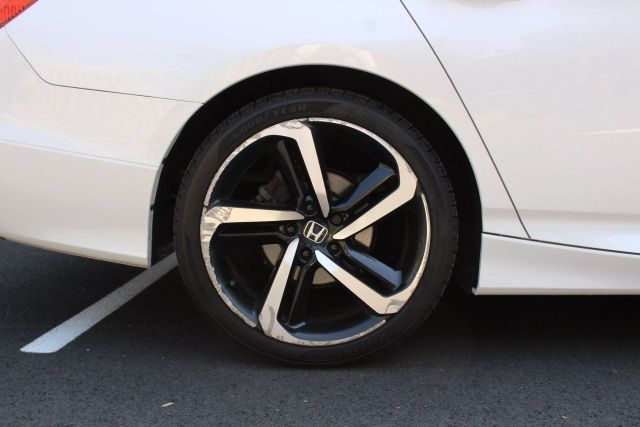 2018 Honda Accord Sport 1.5T Image 8 of 48