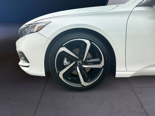 2018 Honda Accord Sport 1.5T Image 10 of 24