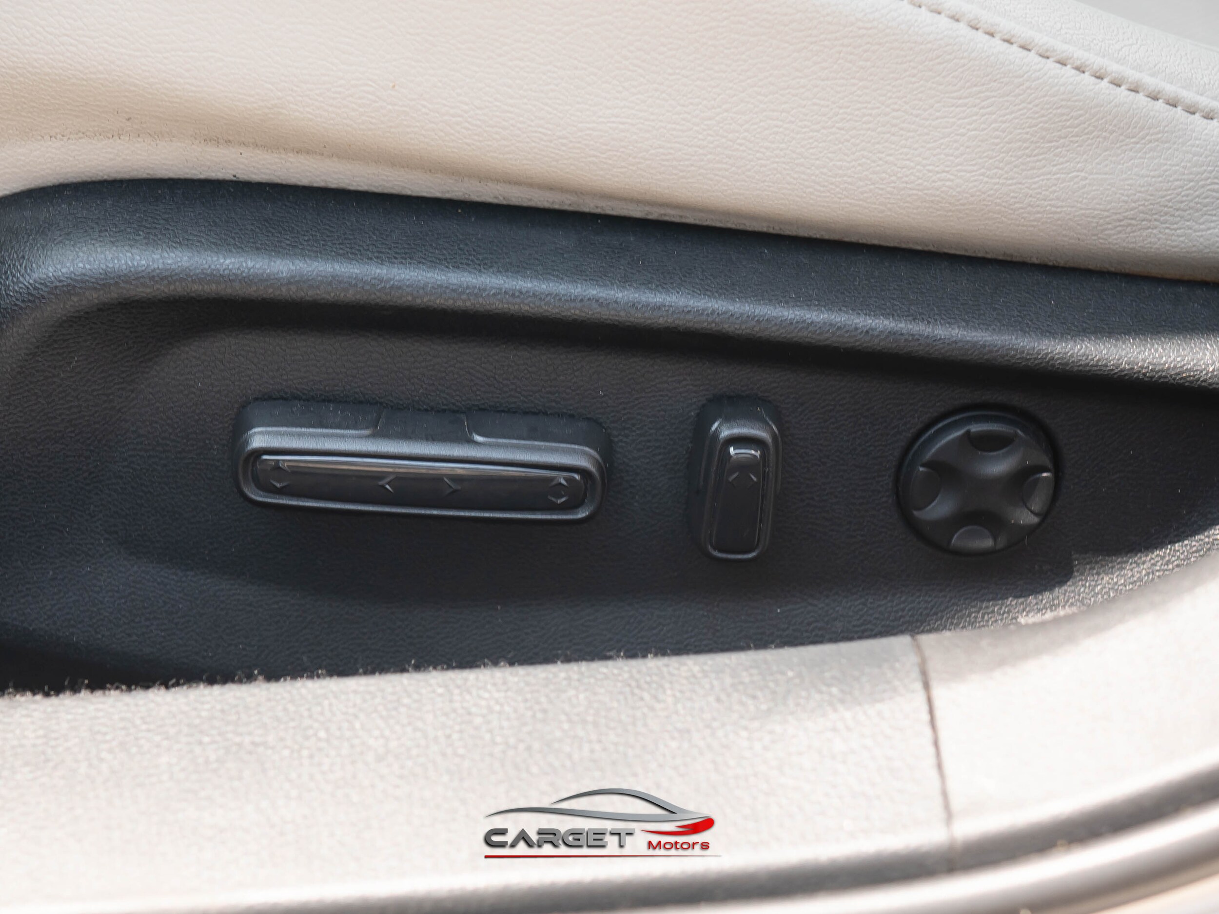 2018 Honda Accord Touring 1.5T Image 48 of 54