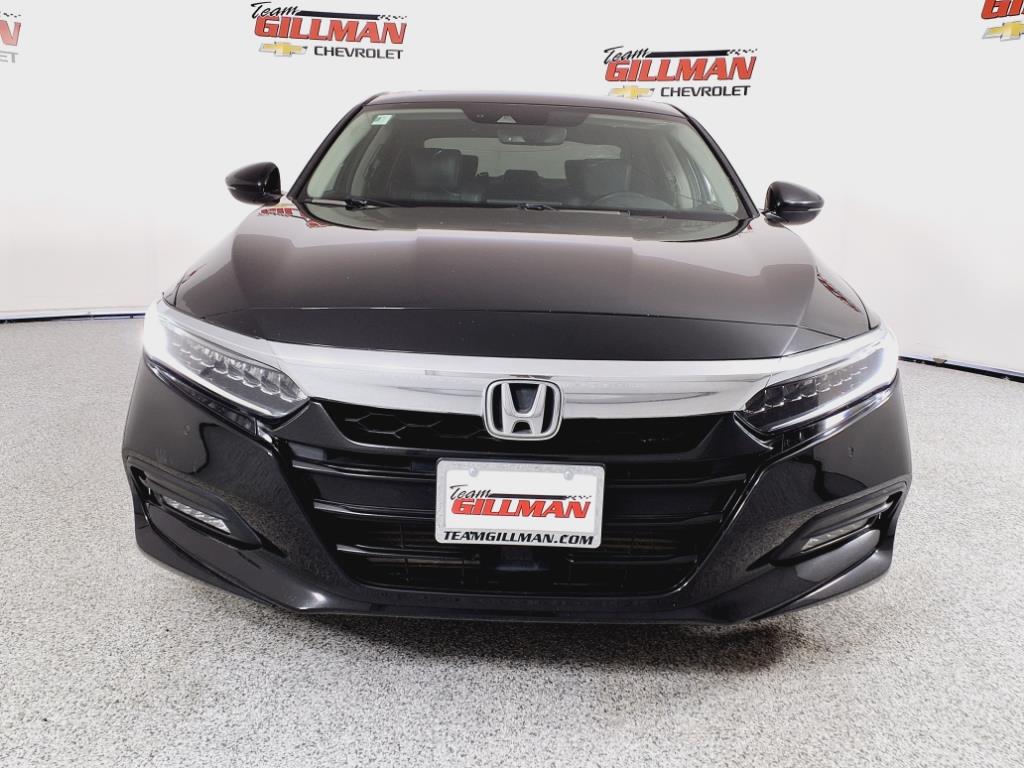 Vehicle image 23 of 25